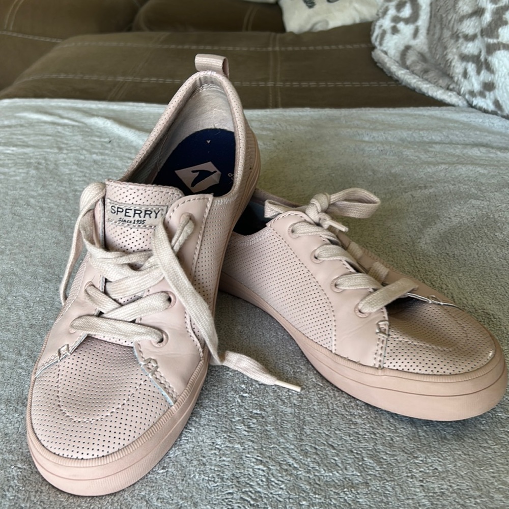 Womens Sperry Blush Pink Tennis Shoes. Size 8.5 Gem